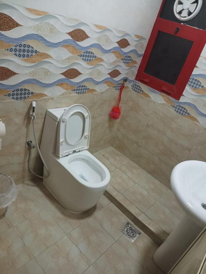 Moon Backpackers , Al Rigga , Partition For Couples And For Singles Appartement Dubai Buitenkant foto