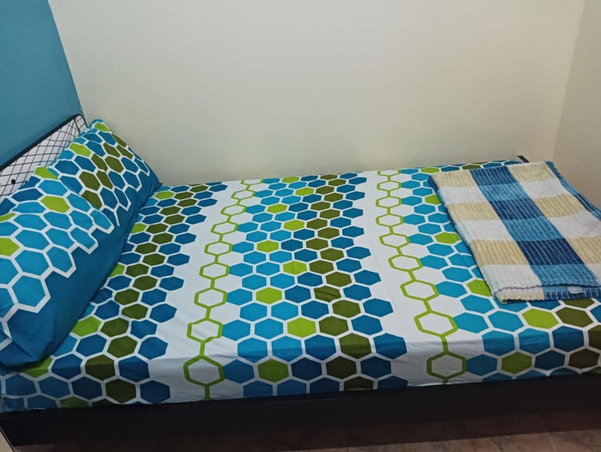 Moon Backpackers , Al Rigga , Partition For Couples And For Singles Appartement Dubai Buitenkant foto