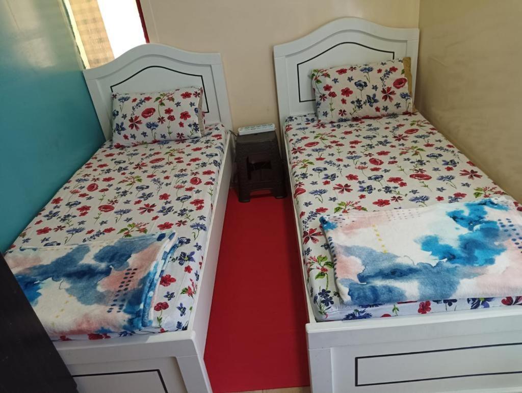Moon Backpackers , Al Rigga , Partition For Couples And For Singles Appartement Dubai Buitenkant foto