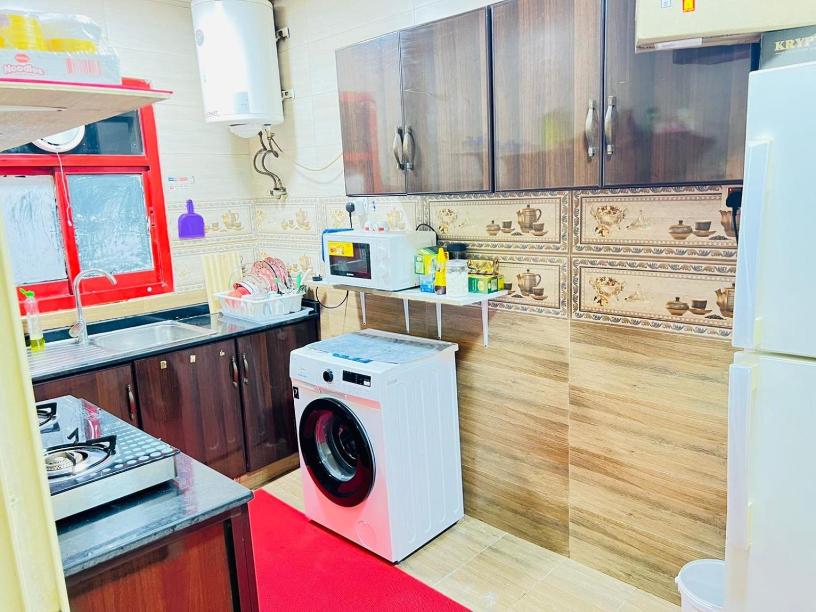 Moon Backpackers , Al Rigga , Partition For Couples And For Singles Appartement Dubai Buitenkant foto